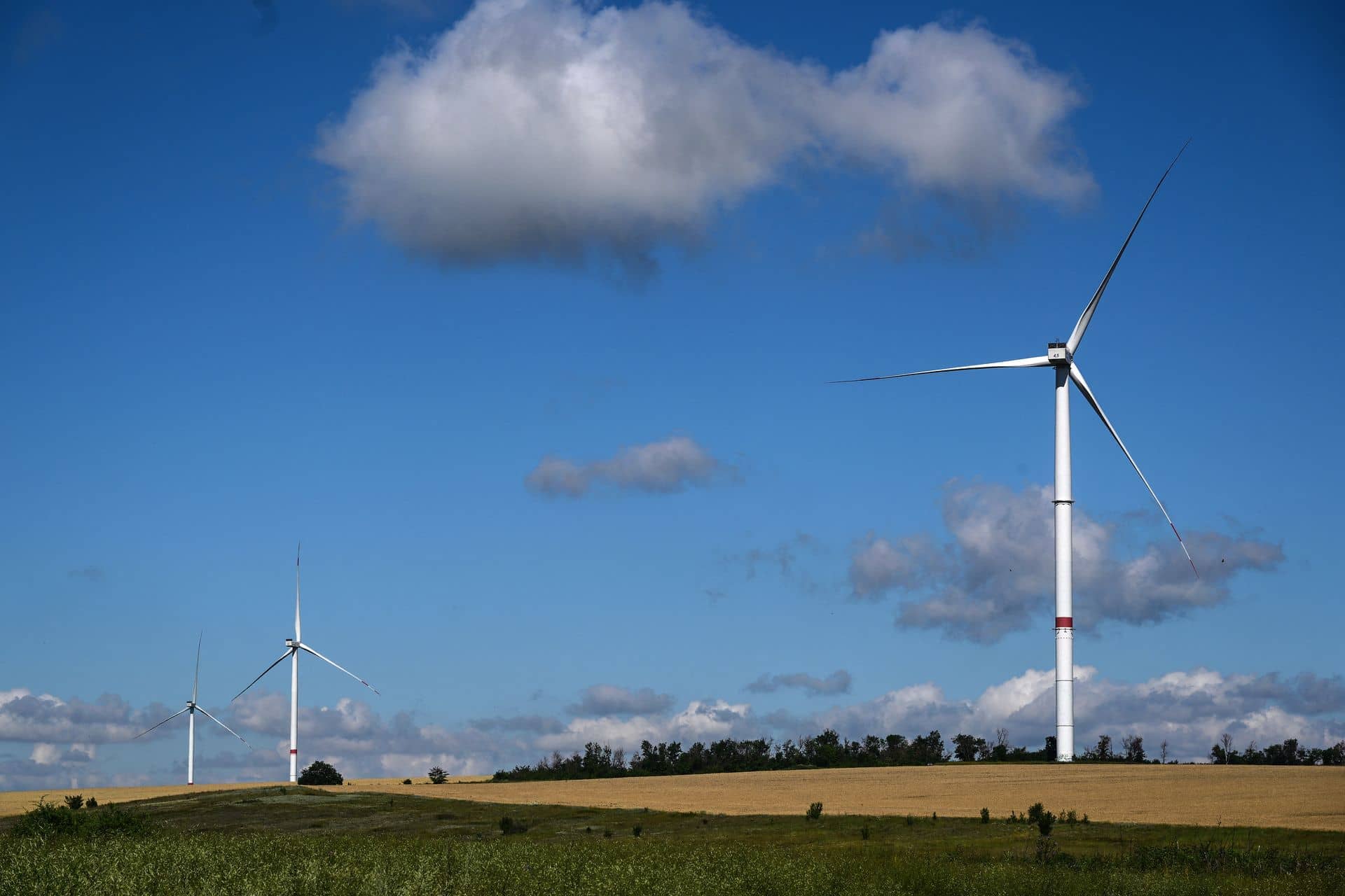 Ukraine's Energy Scene: Investors Ready to Roll and Shine