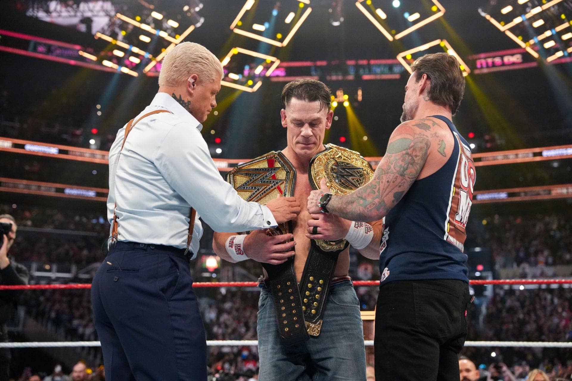 CM Punk Ne John Cena Ki Izzat Mein Badi Drama Kiya