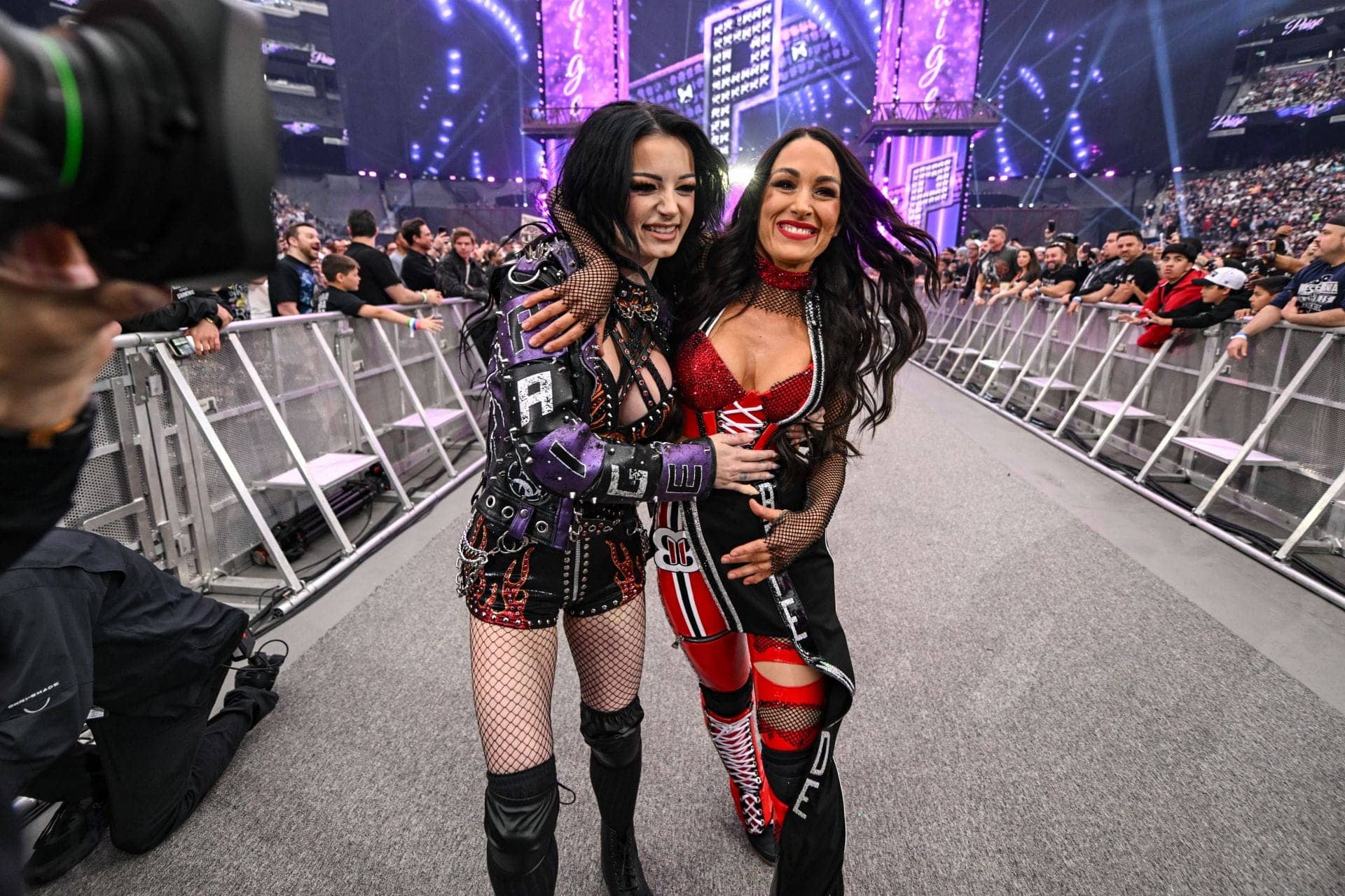 Brie Bella Aur Paige Ka WWE Future: Drama Aur Tease!