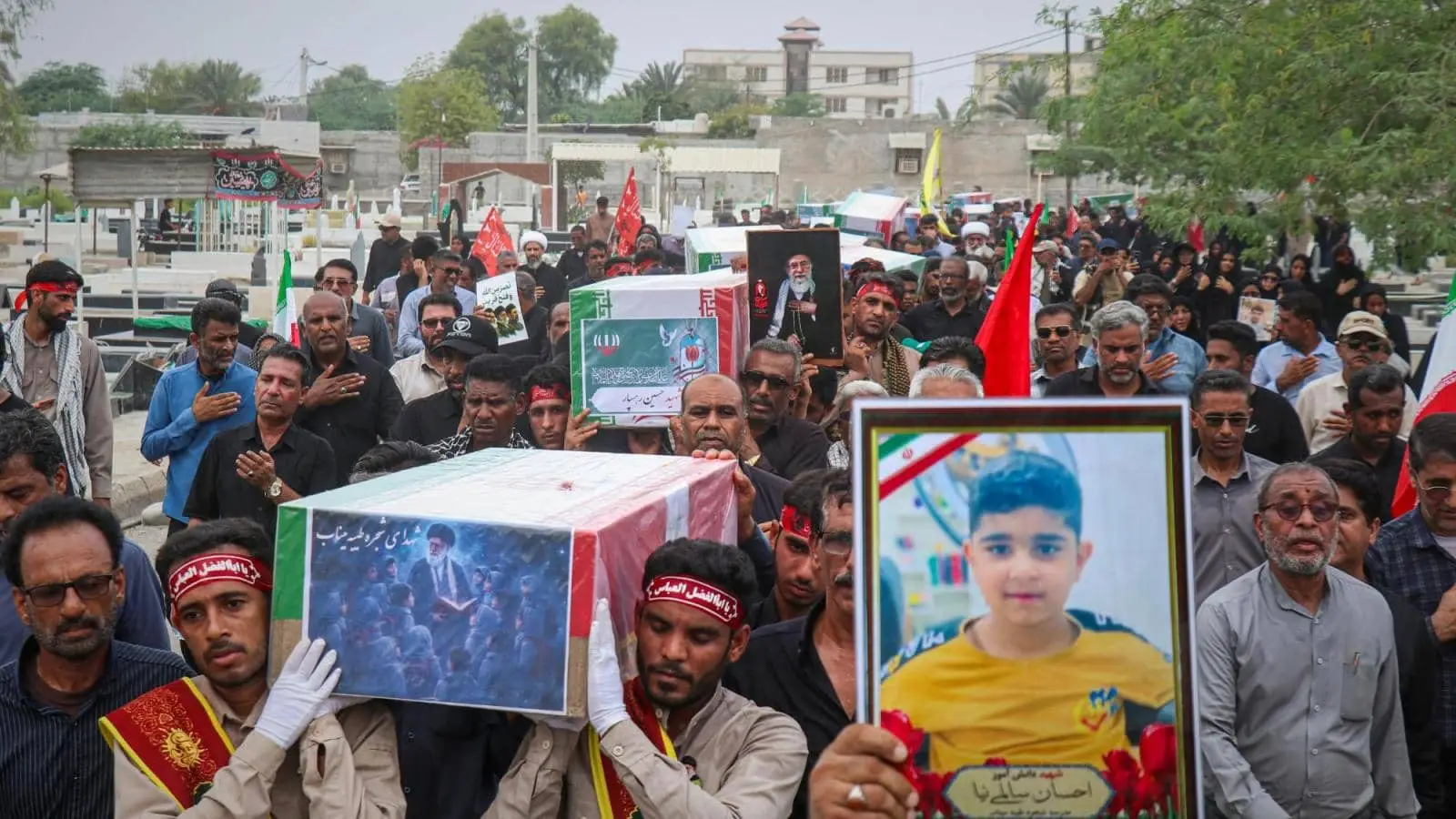 Houthis Ki Missile Se Saudi Tankers Mein Tension Ka Drama