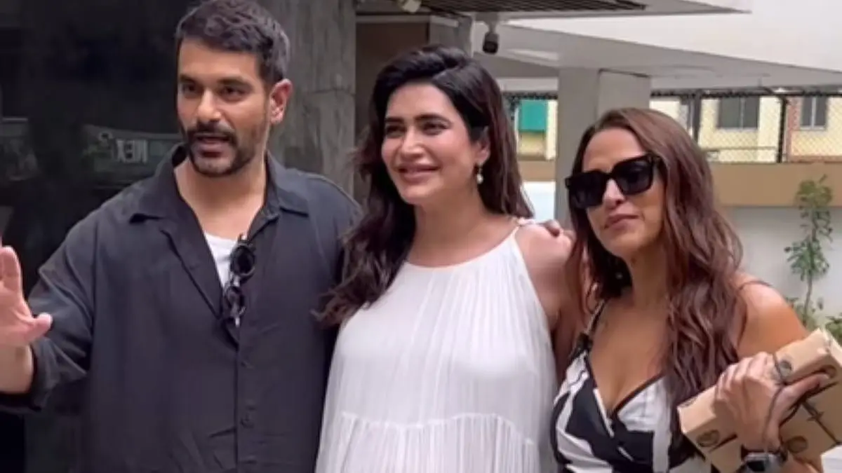 Karishma Tanna's Baby Bump Sparks Paparazzi Showdown