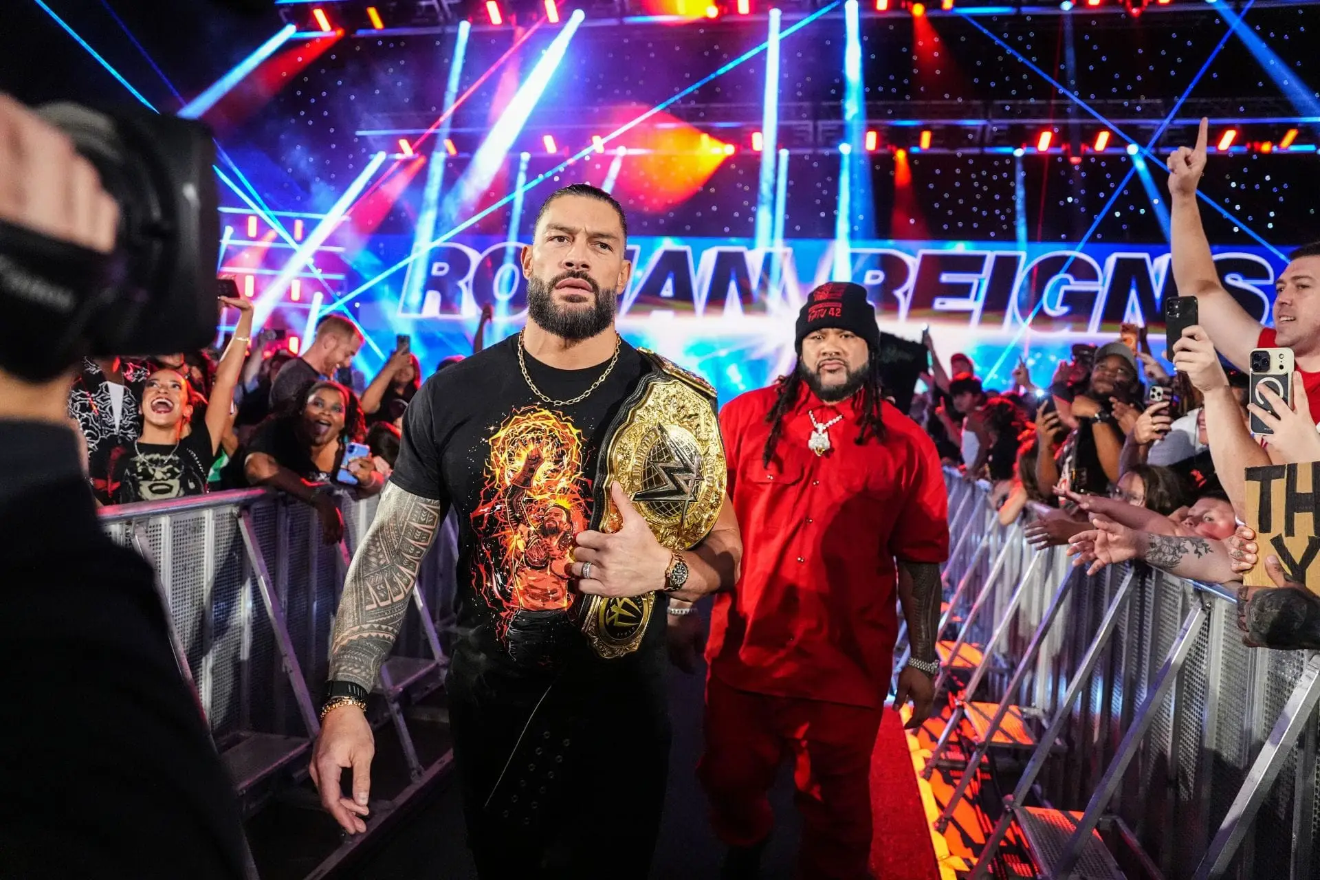 Roman Bhai Ko Kaho, Kya Kar Lega? WWE RAW Ka Drama