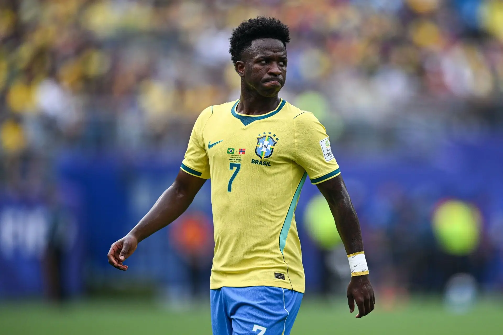 Real Madrid and Arsenal's Playful Contract Showdown for Vinicius