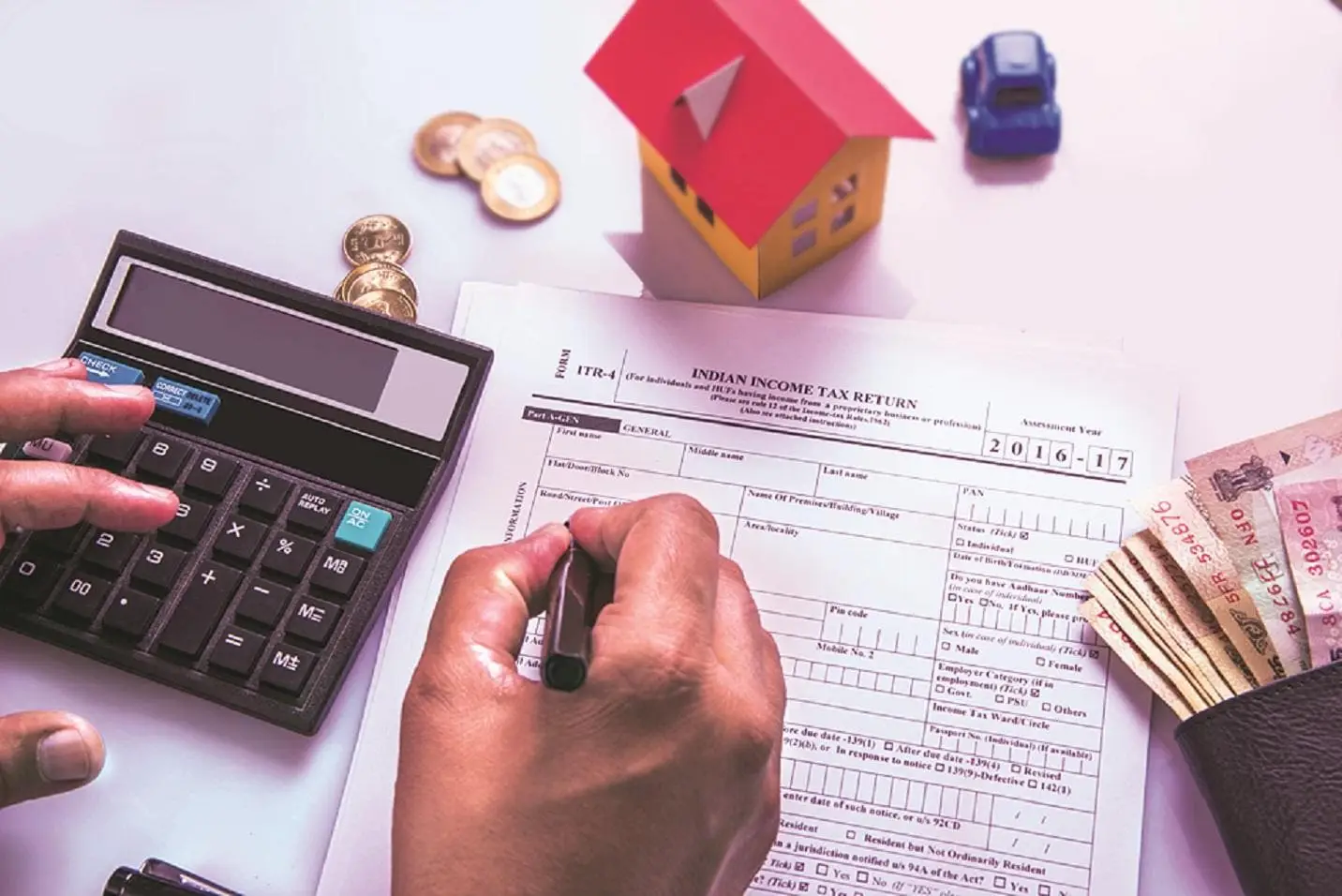 Paytm Ka Rs 11 Tax Filing: Jethalal Ki Tarah Samjho!