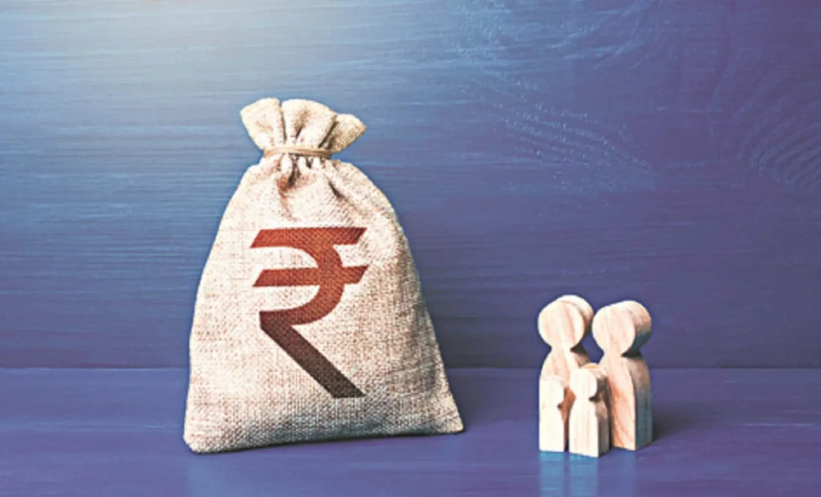 Rupee Jumps 5 Paise, Currency Dance Party in Forex World