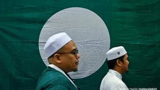 Anwar Ibrahim: Malaysia's Superhero in Political Chaos