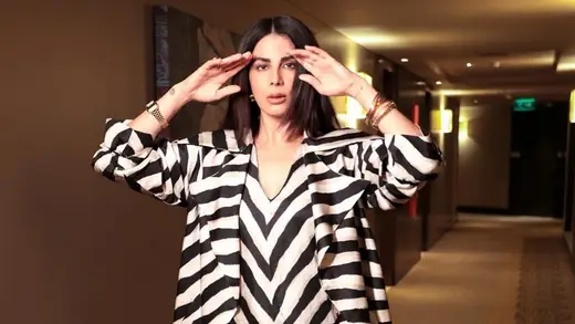 Kirti Kulhari Ka Cyber Fraud: 2.43 Lakh Gaya, FIR Bhi!