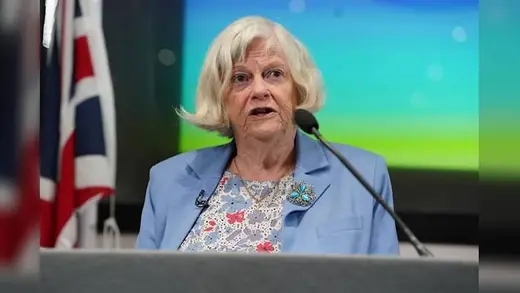 Ann Widdecombe Ki Maut Aur Meghan Markle Ka Chakkar