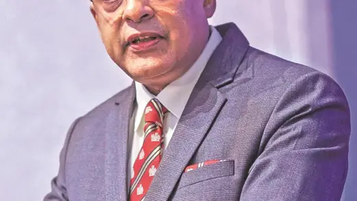 HDFC Bank's Silly Penalty: CEO Gets a Cheesy Fine!