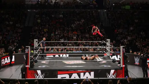 WWE RAW Pe Pehli Baar Royce Aur Jacob Ka Match Hoga