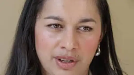 Professor Moon Supports Tamatha Paul's Language Claim