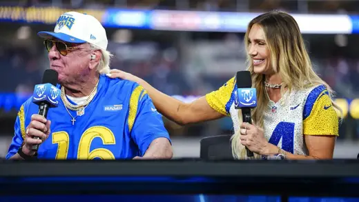 Charlotte Flair Ka Dad Ric Ka Instagram Drama Aur Volleyball Ki Yaad