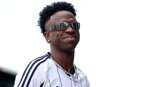 Vinicius Jr's Future: Arsenal Still Playing the Waiting Game