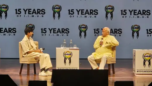 Mohan Bhagwat Thinks Student Protests Are Super Awesome!