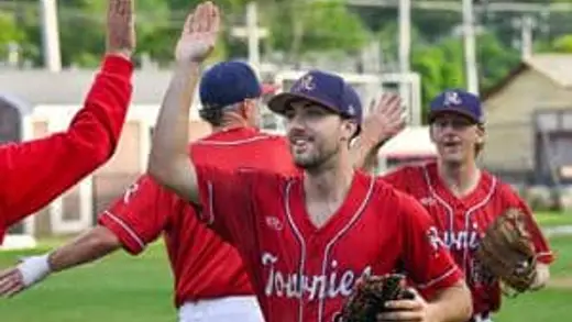 Townies Stun Mariners, Setting Up Epic Winner-Takes-All Showdown