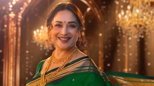 Madhuri Dixit Hosts Kon Honar Crorepati – Kya Baat Hai!