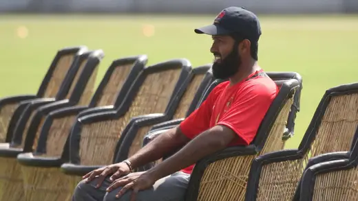 Wasim Jaffer Ka Number Six Ka Chakkar: Jurel Ya Sarfaraz?