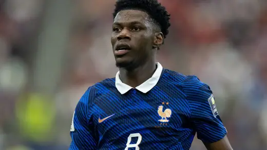 Manchester United's Hilarious Hunt for Camavinga Drama