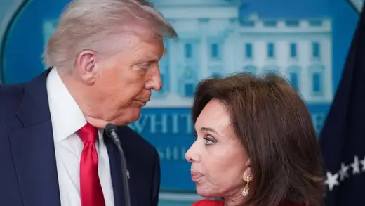 Trump Aur Pirro Ki Dosti Mein Tension Ka Drama