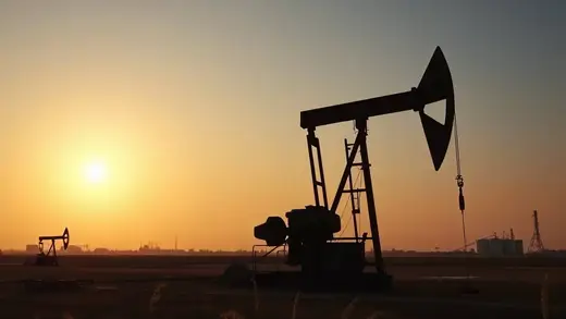 Oil Prices Surge as Trump Throws Diplomatic Curveballs