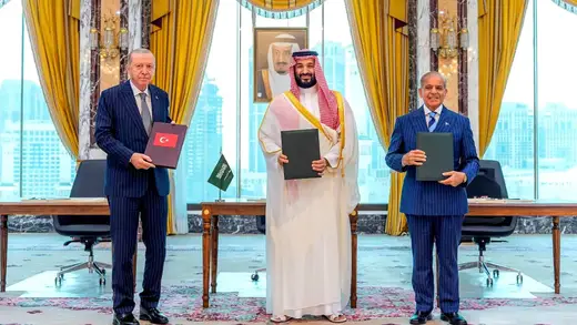 Turkey, Saudi Arabia, and Pakistan Team Up for Defense Pact
