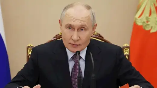Putin's Sneaky Plans: NATO's Pizza Party in Jeopardy!