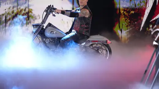 Baron Corbin Ki Wapas Aane Ki Kahani Aur Dosti Ka Drama