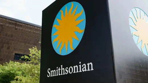 Trump's Warning Signs Make Smithsonian Visits Interesting