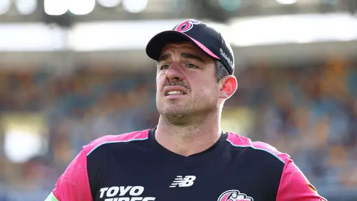 Henriques Swaps Aussie Colors for Portugal's Cricket Quest