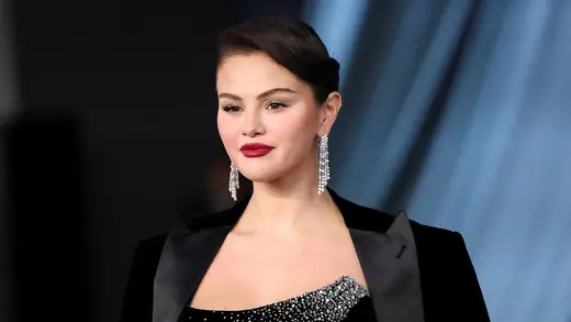 Selena Gomez and Mom in Legal Quagmire Over Business Spell