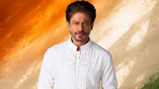 Shah Rukh Khan Celebrates Independence Day Like A Star