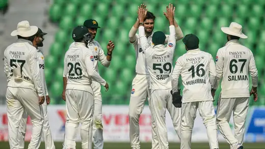 Azhar Ali Ka Drama: Pakistan Cricket Ki Baat Kya Hai?