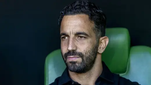 Manchester United Players Snub Ruben Amorim After Loss