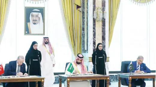 Mecca Defense Pact: Jethalal Ka Dosti Ka Naya Tag!