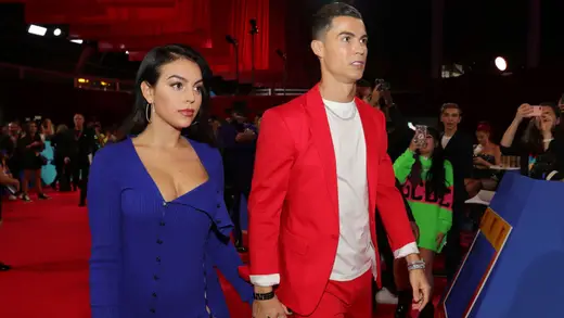 Cristiano Ronaldo Aur Georgina Ki Ghar Par Shaadi Ki Kahani