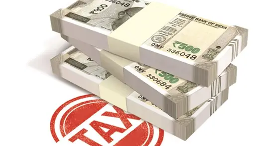 Property Dealer's 54 Lakh Cash: Not His, But a Taxing Tale