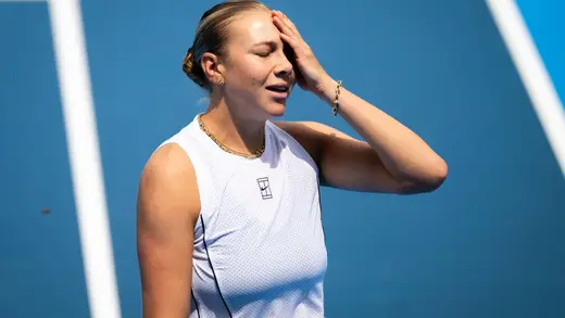 Beer or Red Bull? Anisimova's Mysterious Mid-Match Sip