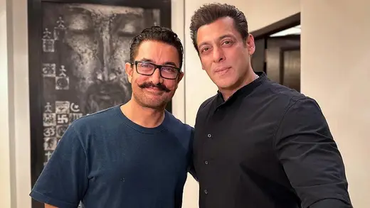 Aamir Khan Rallies His Brothers For Epic 7 Dogs Release
