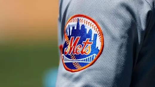 Mets Make a Splash and Outfielders Steal the Spotlight