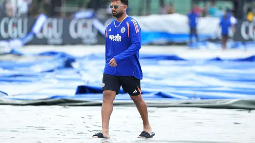 Rishabh Pant's Carrom Ball Antics Light Up Test Match
