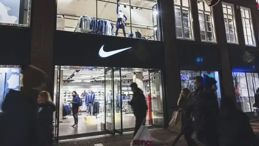 Nike Stock Stumbles as Insiders Cash Out and Sales Slip