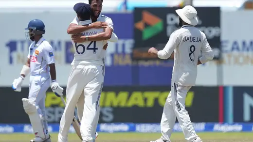 Niroshan Dickwella's Wild Swing Costs Sri Lanka on Day 5