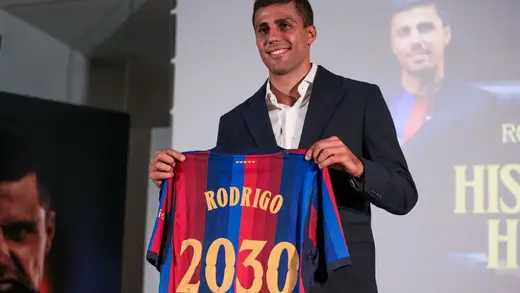 Puyol Raves About Rodri: Barcelona's Midfield Just Got Epic