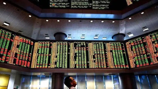FBM KLCI Rides Economic Wave, Investors Cheer Loudly