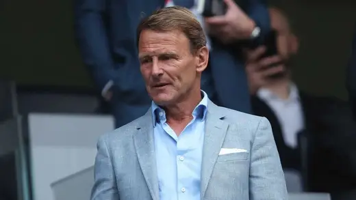 Teddy Sheringham Questions Youri Tielemans for United