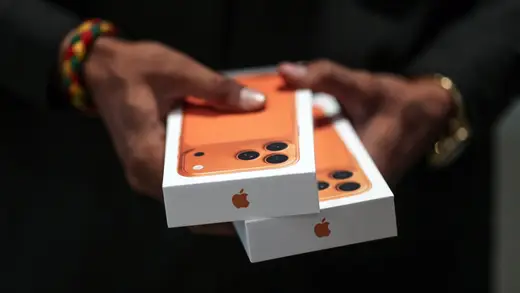 iPhone 18 Pro Ki Mehngai: Demand Kya Kam Hogi?