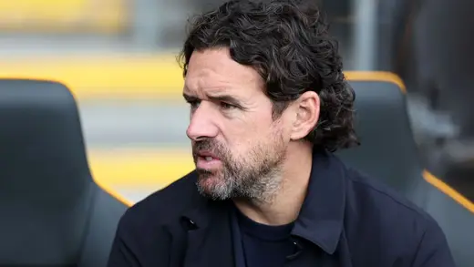 Owen Hargreaves Thinks Man Utd Needs a Striker After Hull Loss