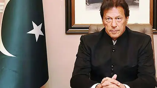 Cricket Stars Urge PM for Imran Khan's Health Care