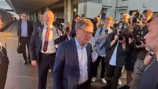 Wadephul Touches Down in Kyiv: Germany's Diplomatic Power Move