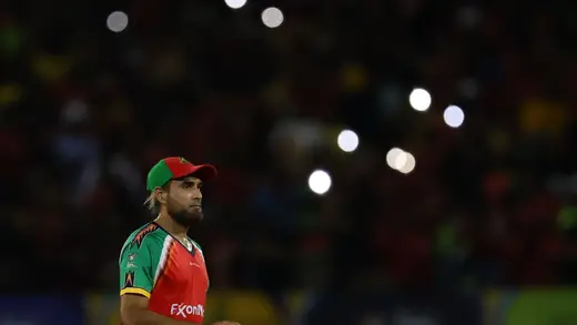 Glenn Phillips Dazzles With Catch and Imran Tahir's 'Siu'
